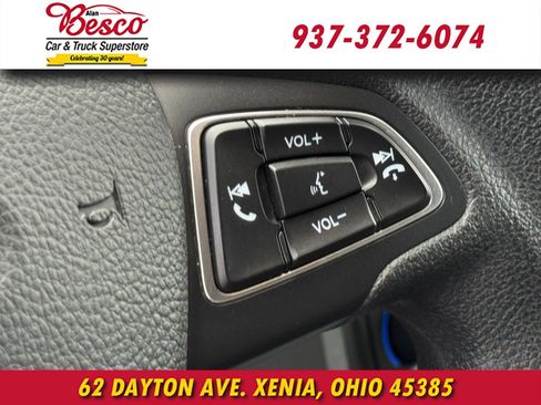 Used 2019 Ford Escape SE FWD image 11