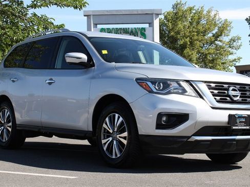 Used 2020 Nissan Pathfinder SL AWD/4WD image 3