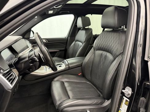 Used 2021 BMW X5 M50i w/ Executive Package AWD/4WD image 11