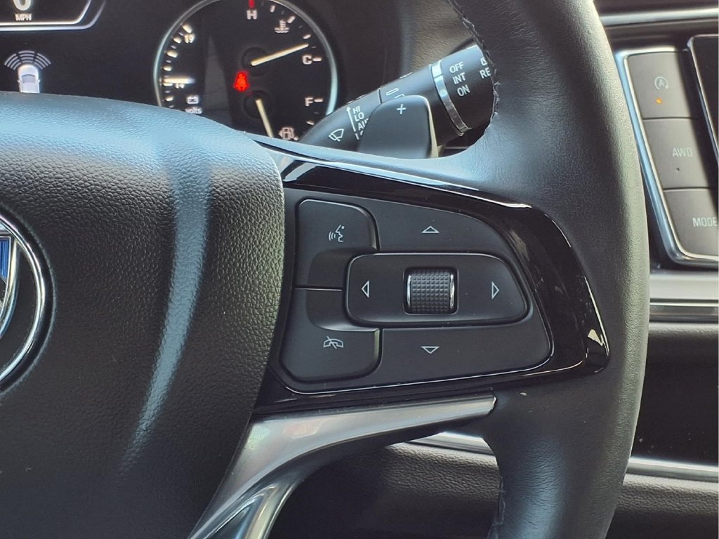 Used 2024 Buick Enclave Avenir AWD/4WD image 15