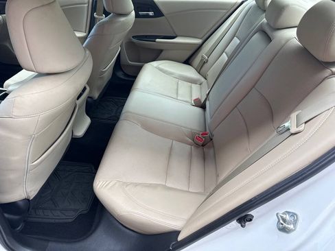Used 2017 Honda Accord EX-L image 11