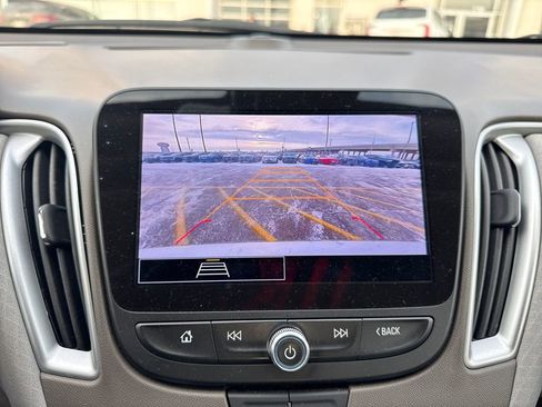 Used 2024 Chevrolet Malibu LT image 19