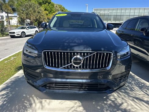 Used 2021 Volvo XC90 T5 Momentum w/ Protection Package Premier image 2