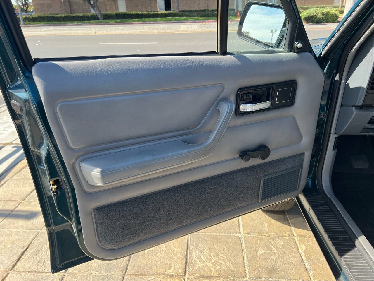 Used 1996 Jeep Cherokee 4WD 4-Door image 13