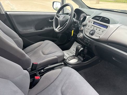 Used 2011 Honda Fit image 19