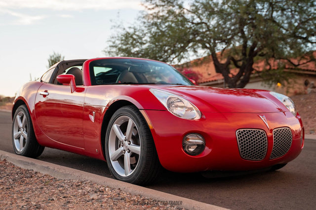 Used 2009 Pontiac Solstice Coupe RWD image 12