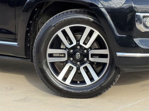 Used 2018 Toyota 4Runner Limited image 8