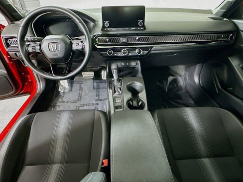 Used 2025 Honda Civic Sport image 16