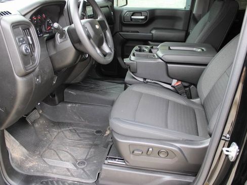 Certified 2025 Chevrolet Silverado 1500 Custom image 14