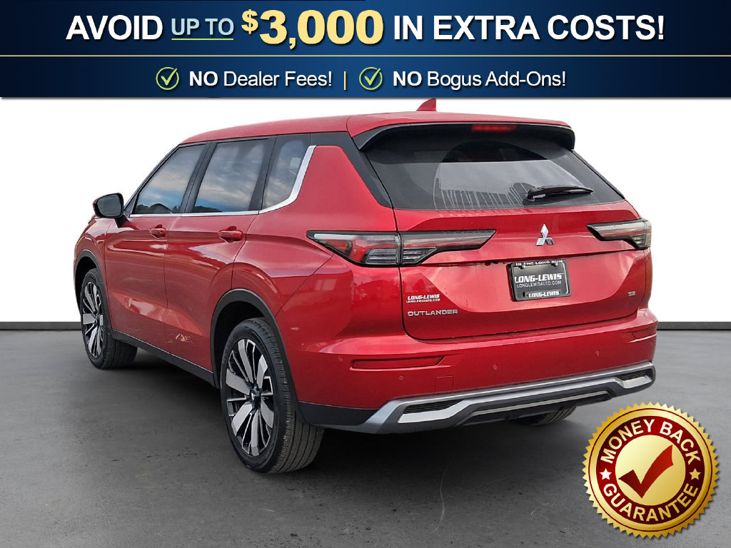 Used 2025 Mitsubishi Outlander SE FWD image 4