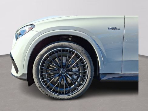 Used 2026 Mercedes-Benz GLC 43 AMG GLC 43 AMG image 7