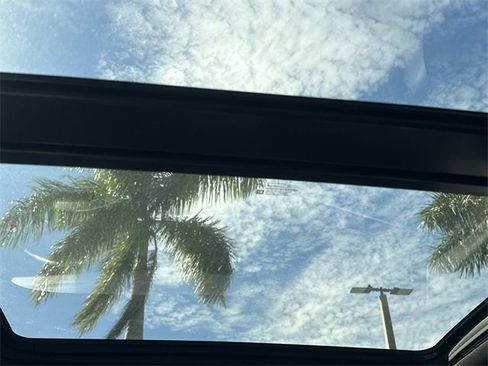 Certified 2021 Cadillac XT5 Premium Luxury image 15