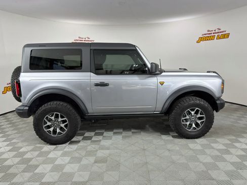Used 2023 Ford Bronco Badlands AWD/4WD image 7