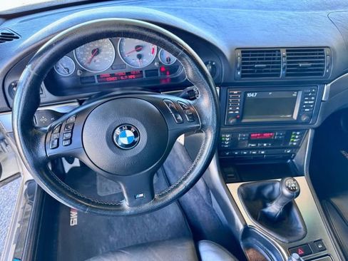 Used 2002 BMW M5 image 12