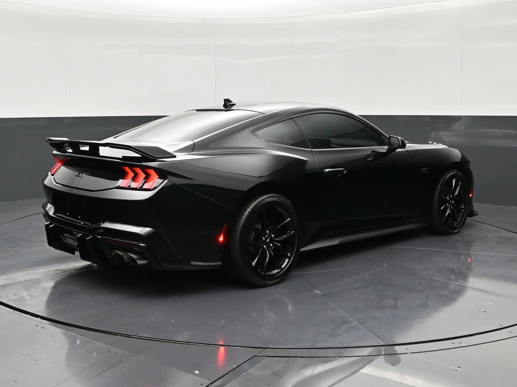 Used 2025 Ford Mustang GT w/ Mustang Nite Pony Package RWD image 5