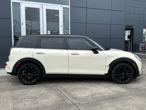 Used 2023 MINI Cooper Clubman S image 2