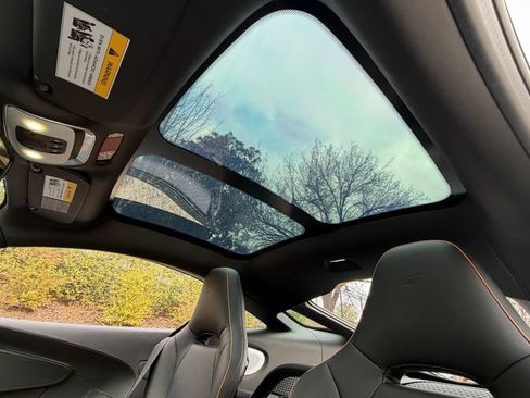 Used 2021 McLaren GT image 19