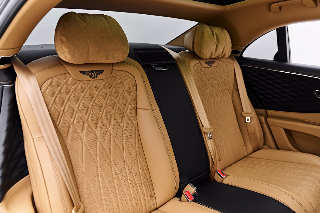 Used 2022 Bentley Flying Spur V8 AWD/4WD image 43