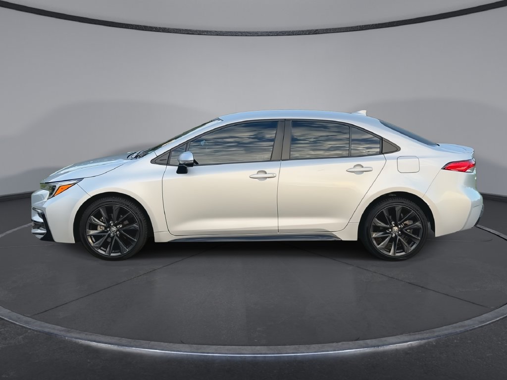 Used 2023 Toyota Corolla SE FWD image 5
