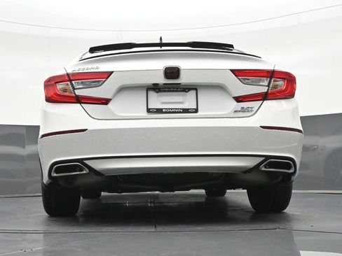 Used 2022 Honda Accord Sport image 25