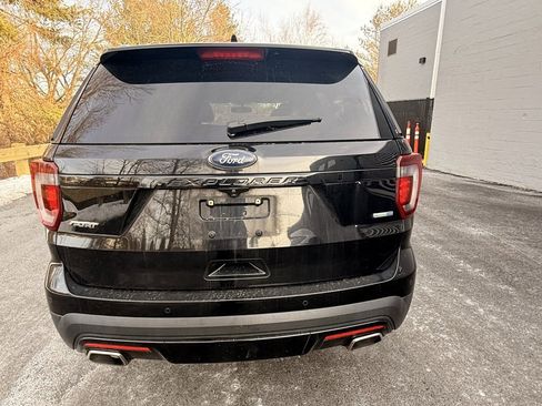 Used 2017 Ford Explorer Sport image 5