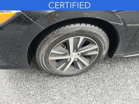 Used 2024 Honda Civic LX image 9