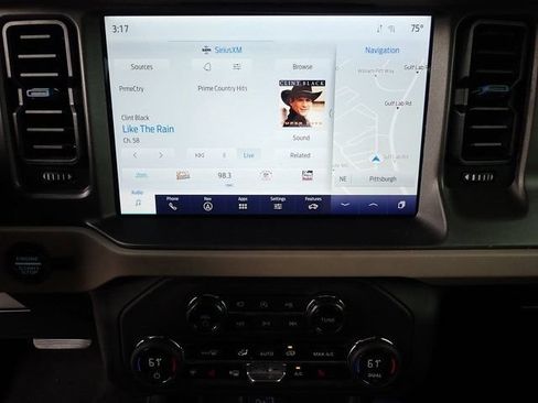 Used 2024 Ford Bronco Wildtrak AWD/4WD image 29