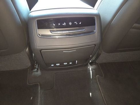 Used 2021 Cadillac Escalade ESV Premium Luxury w/ Driver Assist Tech Package AWD/4WD image 11