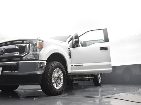 Used 2021 Ford F250 XLT w/ FX4 Off-Road Package AWD/4WD image 33