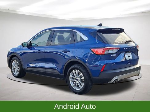 Used 2022 Ford Escape SE image 5