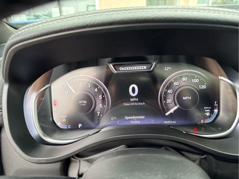 Used 2023 RAM 1500 Laramie image 9