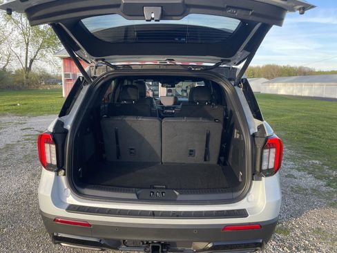 New 2026 Ford Explorer ST-Line AWD/4WD image 30