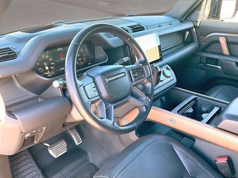 Used 2022 Land Rover Defender 110 X image 13