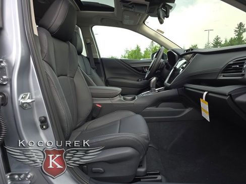 Used 2025 Subaru Outback Limited w/ Tech Package 3 image 26