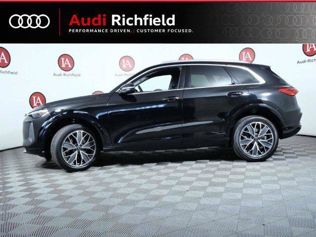 Certified 2025 Audi Q5 Premium w/ Premium Plus AWD/4WD image 6