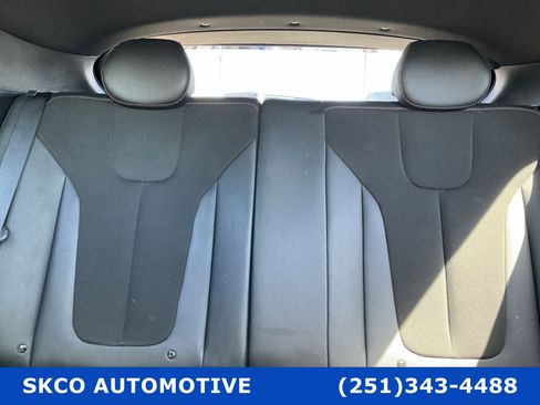 Used 2020 Hyundai Veloster 2.0 Premium image 27