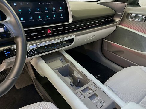 Used 2023 Hyundai Ioniq 6 SEL image 26