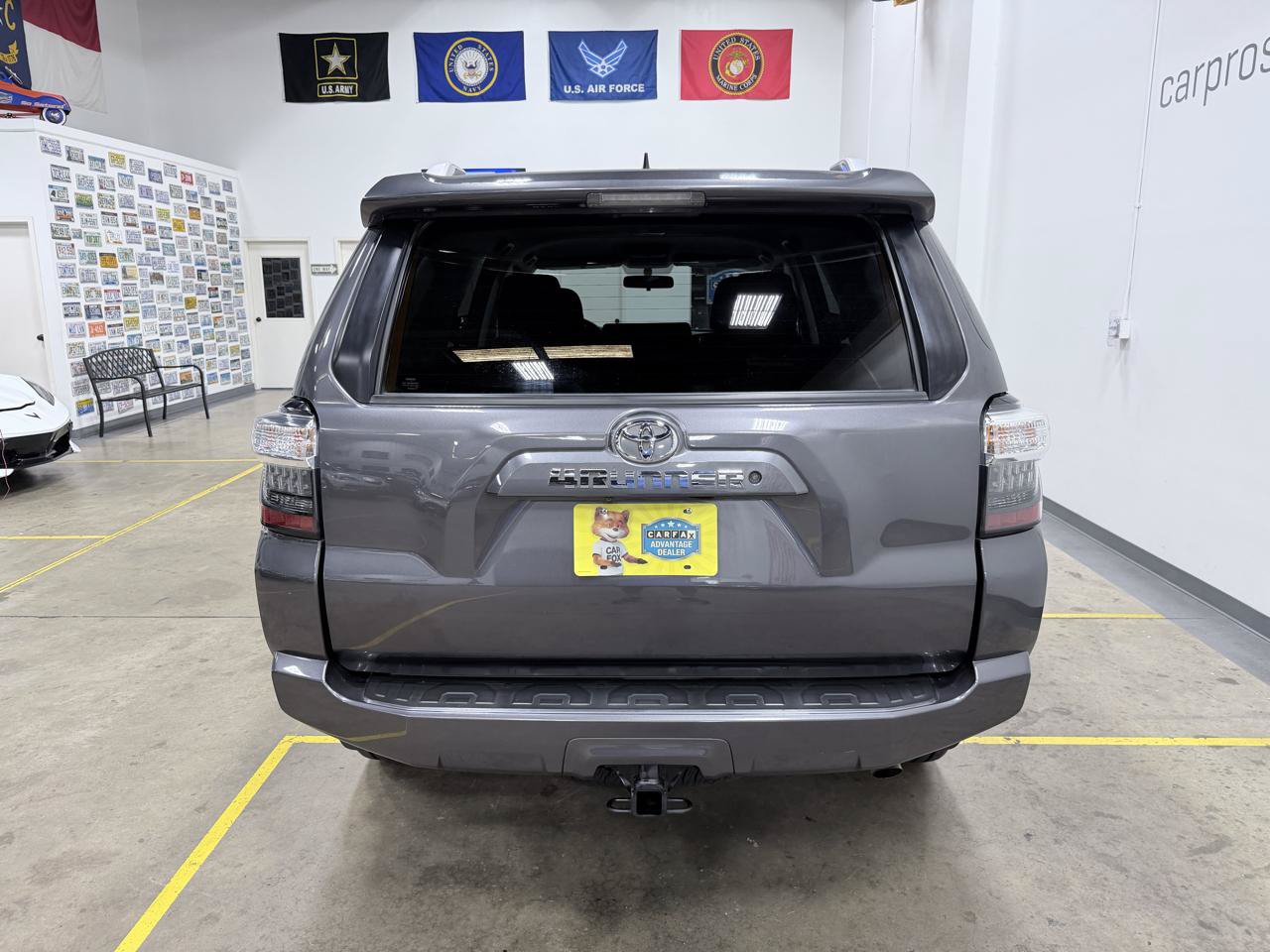 Used 2017 Toyota 4Runner SR5 RWD image 6
