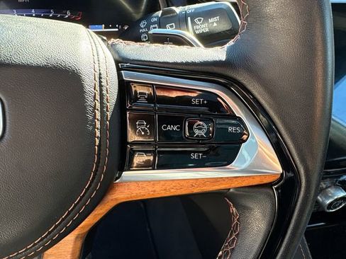 Certified 2023 Jeep Grand Cherokee L Summit AWD/4WD image 28
