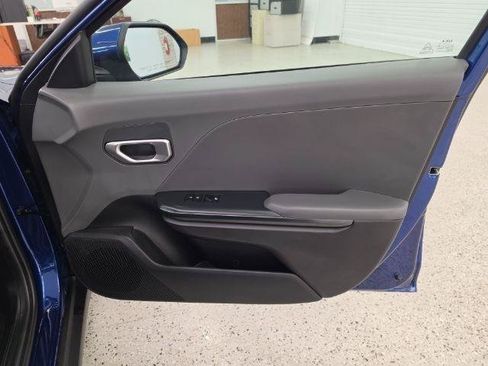 Used 2025 Kia K4 FWD image 30