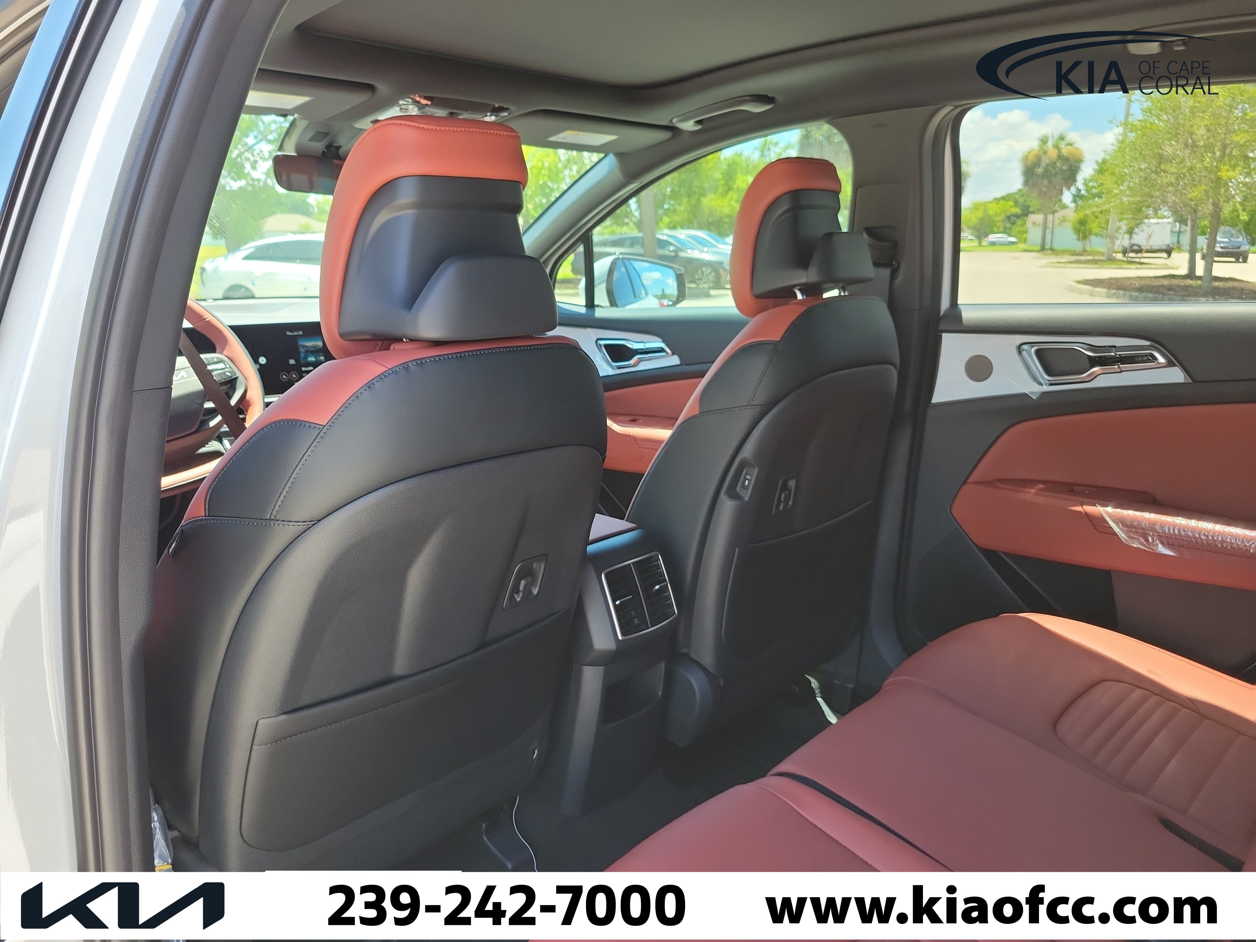New 2026 Kia Sportage SX FWD image 13