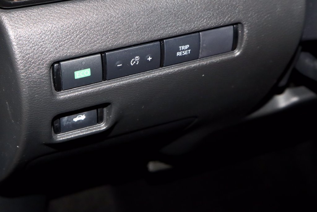 Certified 2025 Nissan Sentra SV w/ SV Premium Package FWD image 26