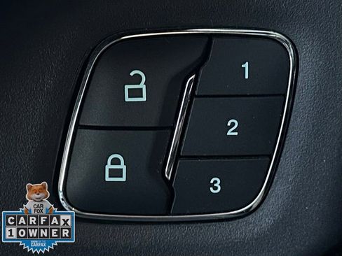 Used 2022 Ford Expedition Max Limited image 25