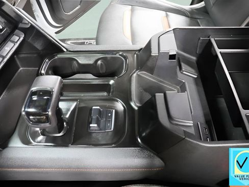 Used 2022 GMC Sierra 1500 AT4 w/ AT4 Preferred Package image 18