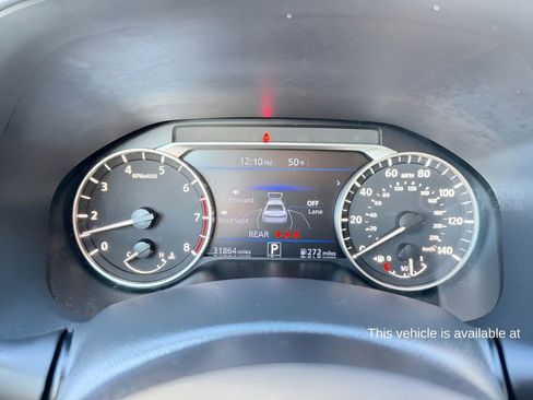 Used 2023 Nissan Altima 2.5 SR w/ SR Premium Package image 13