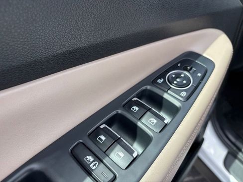 Used 2023 Hyundai Santa Fe SEL w/ Premium Package image 25