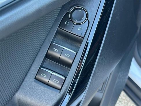 New 2026 Chevrolet Equinox RS image 9