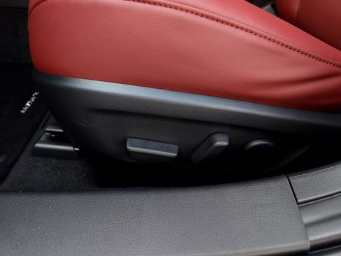 Used 2025 MAZDA MAZDA3 Carbon image 11