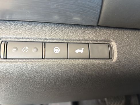 New 2026 Nissan Pathfinder SL AWD/4WD image 22