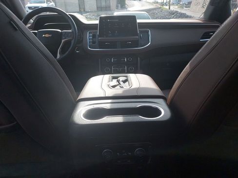 Used 2024 Chevrolet Tahoe High Country image 10